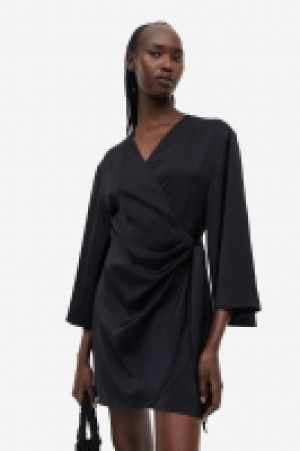 Wickelkleid aus Satin CHF 24.95