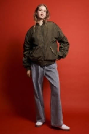 Oversized Pilotenjacke CHF 48.95