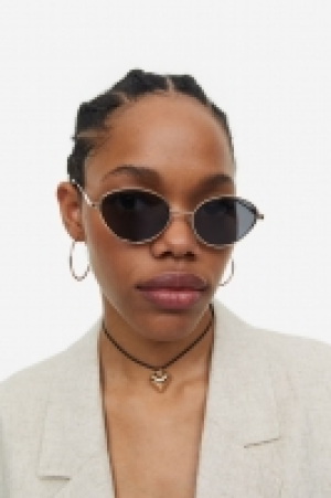Ovale Sonnenbrille CHF 11.95