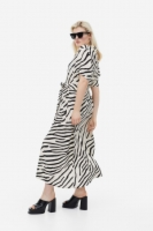 Blusenkleid mit Bindegürtel CHF 24.95
