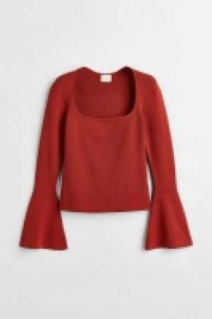 Pullover mit ausgestellten Ärmeln