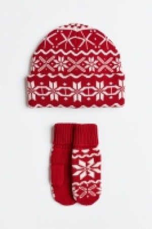 2-piece jacquard-knit set CHF 19.95