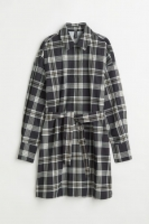 Blusenkleid mit Bindegürtel CHF 17.95