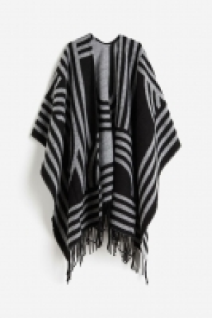 HM  Poncho mit Fransen