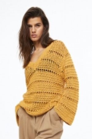 HM  Oversized Pullover in Ajourstrick