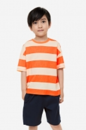 2-teiliges Set mit T-Shirt und Shorts CHF 16.95