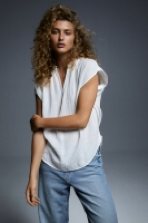 Baumwollbluse mit Volants CHF 19.95