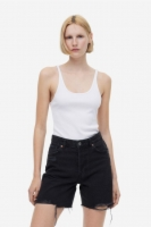 HM  Curvy Fit Bermuda High Denimshorts