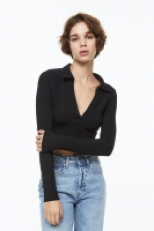 Geripptes Shirt mit Kragen CHF 11.95