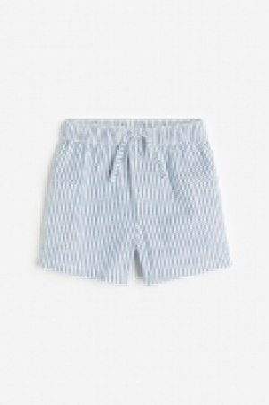 Shorts mit aufgesetzten Taschen