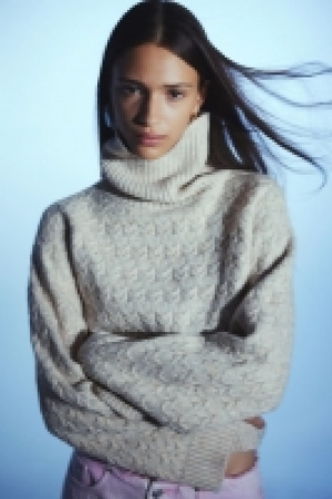 Rollkragenpullover aus Jacquardstrick CHF 26.95