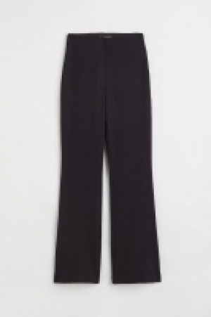 Ausgestellte Hose CHF 12.95