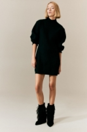 Kleid mit Turtleneck CHF 43.95