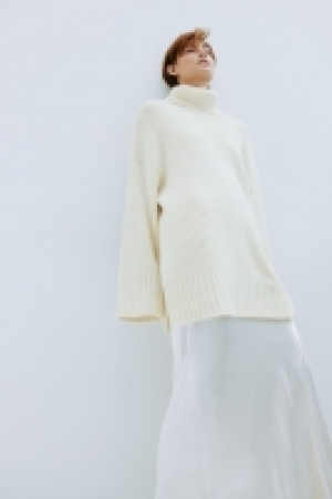 Oversized Rollkragenpullover CHF 49.95