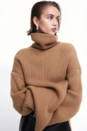 Oversized Rollkragenpullover CHF 79.95