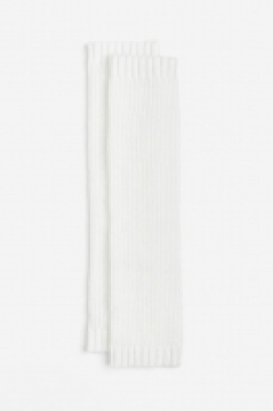 Beinstulpen in Rippstrick