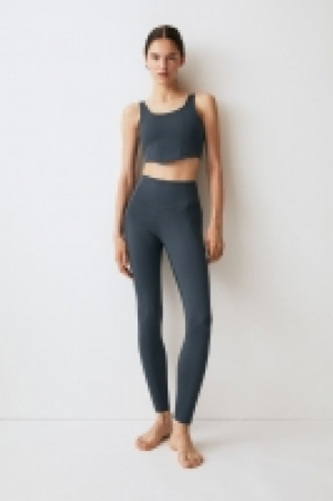 DryMove Sporttop im Korsagen-Style CHF 14.95