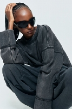 Oversized Sweatshirt CHF 25.95