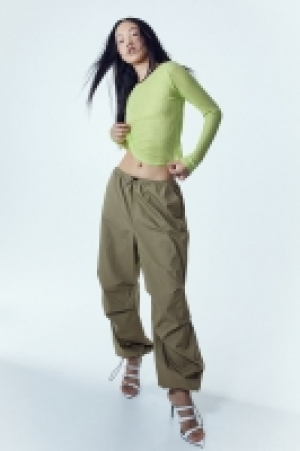 Fallschirmhose CHF 12.95