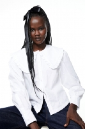 Popelinebluse mit grossem Kragen CHF 39.95