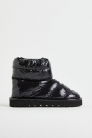 Wattierte Boots CHF 19.95