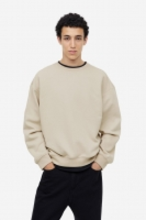 Sweatshirt in Loose Fit CHF 17.95