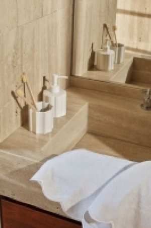 Zahnputzbecher aus Steingut CHF 7.95