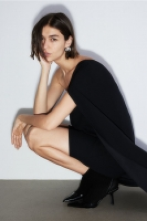 HM  One-Shoulder-Kleid