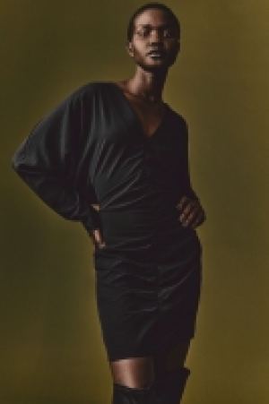 Kleid mit Raffungen CHF 19.95