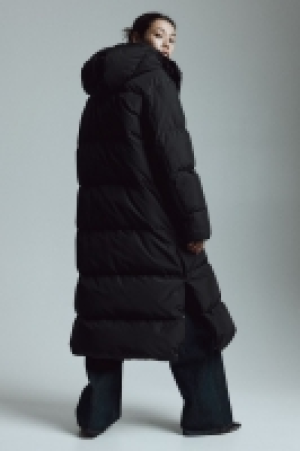 HM  Wasserabweisender Puffer-Daunenmantel