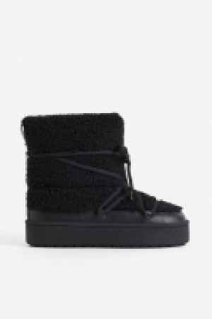 Warm gefütterte Boots aus Teddyfleece