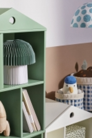 Tischlampe mit Faltenschirm aus Papier CHF 39.95