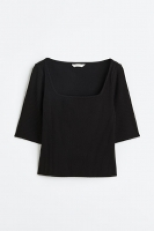 Geripptes Shirt