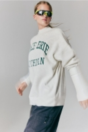 Oversized Sweatshirt mit Motiv CHF 19.95