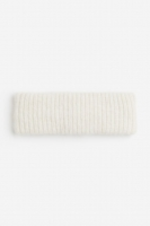Stirnband in Rippstrick CHF 4.95