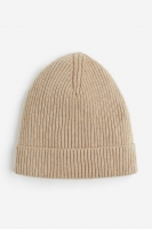 Beanie aus Seidenmischung