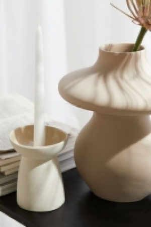 Kerzenständer aus Steingut CHF 12.95