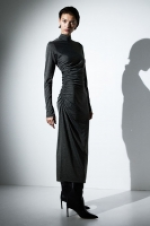 Gerafftes Kleid mit Turtleneck CHF 7.95