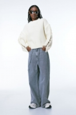 Pullover mit Schnürdetail