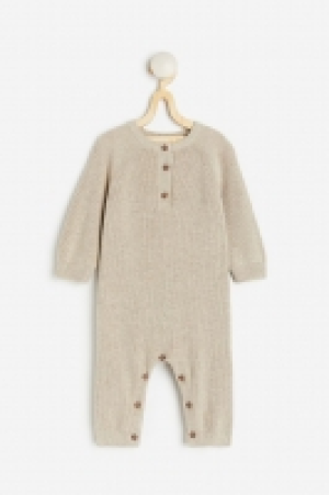 Strampler aus Rippstrick CHF 35.95