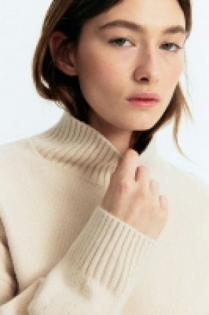 HM  Oversized Pullover mit Turtleneck