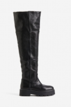 Warm gefütterte Overknee-Lederstiefel