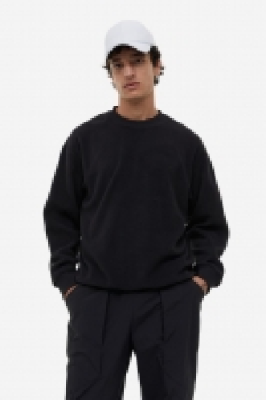 Fleece-Sweatshirt mit Tasche CHF 19.95
