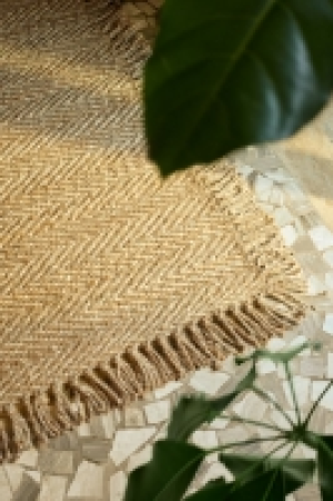 Juteteppich mit Fransen CHF 145.00