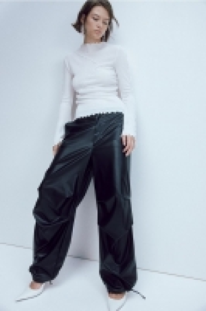 HM  Fallschirmhose mit Coating