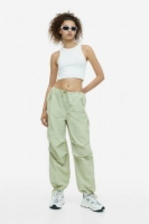 Fallschirmhose aus Nylon CHF 13.95