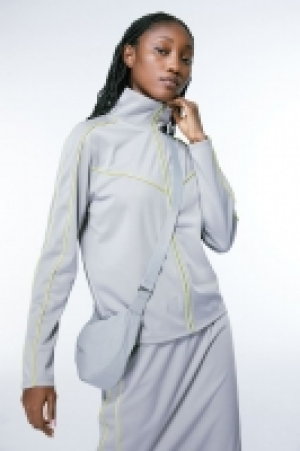 Trainingsjacke mit Paspeln CHF 13.95