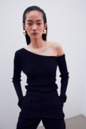 One-Shoulder-Shirt in Rippstrick CHF 26.95