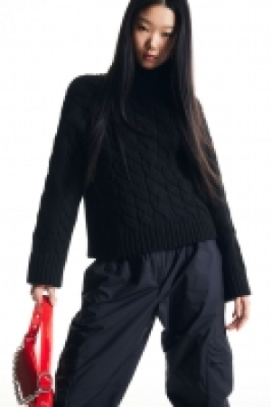 Zopfstrickpullover mit Turtleneck CHF 33.95