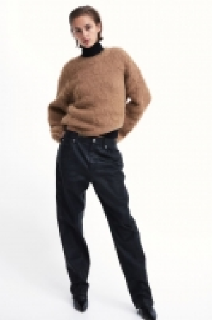 Coated Straight High Jeans CHF 29.95